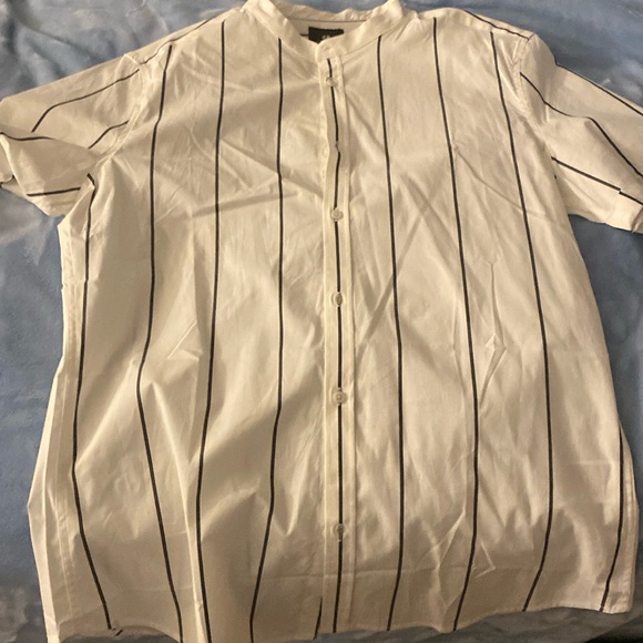 H&M Men’s Muscle Shirt - Picture 1 of 4